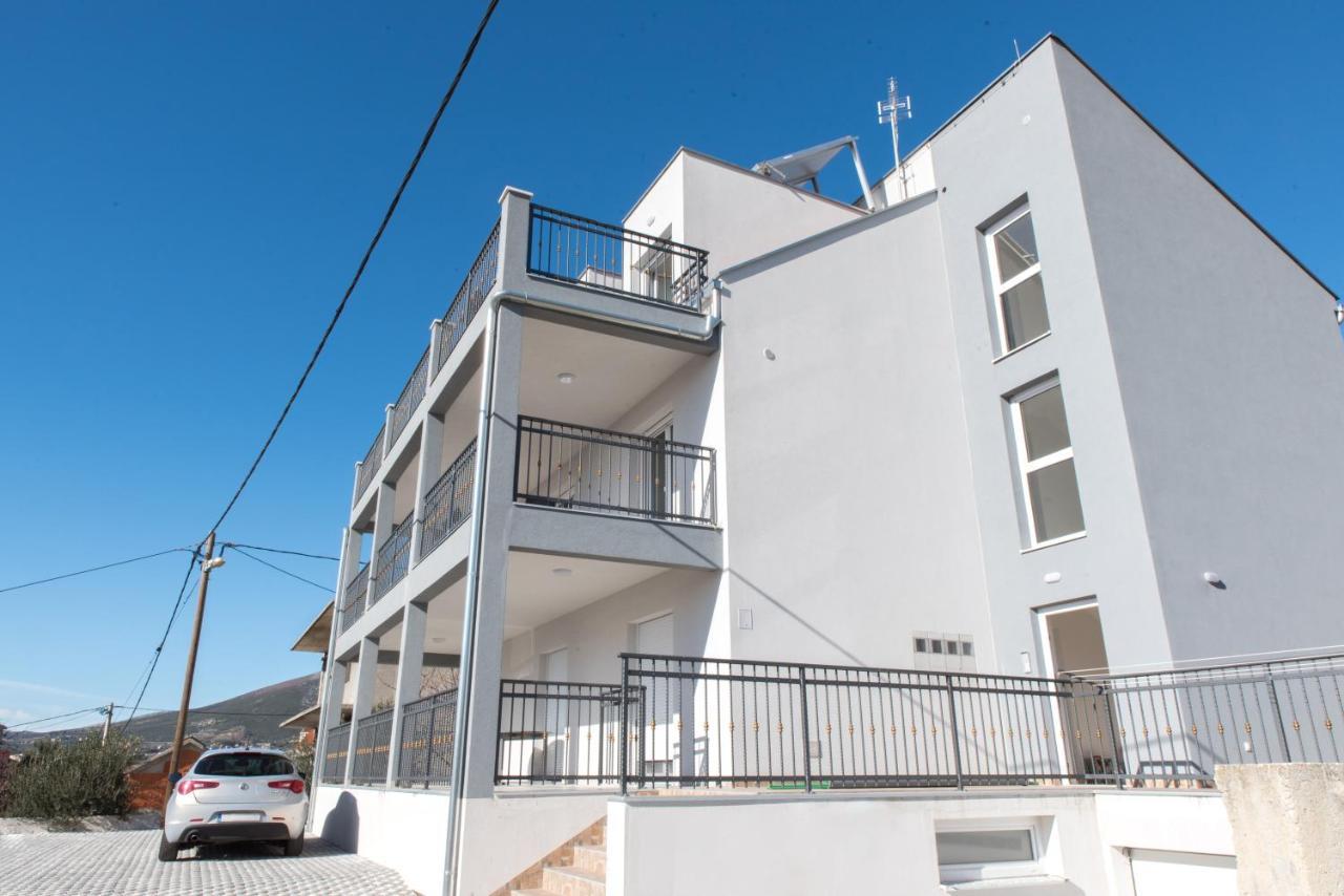 Apartments Zilic Kaštel Stari Esterno foto