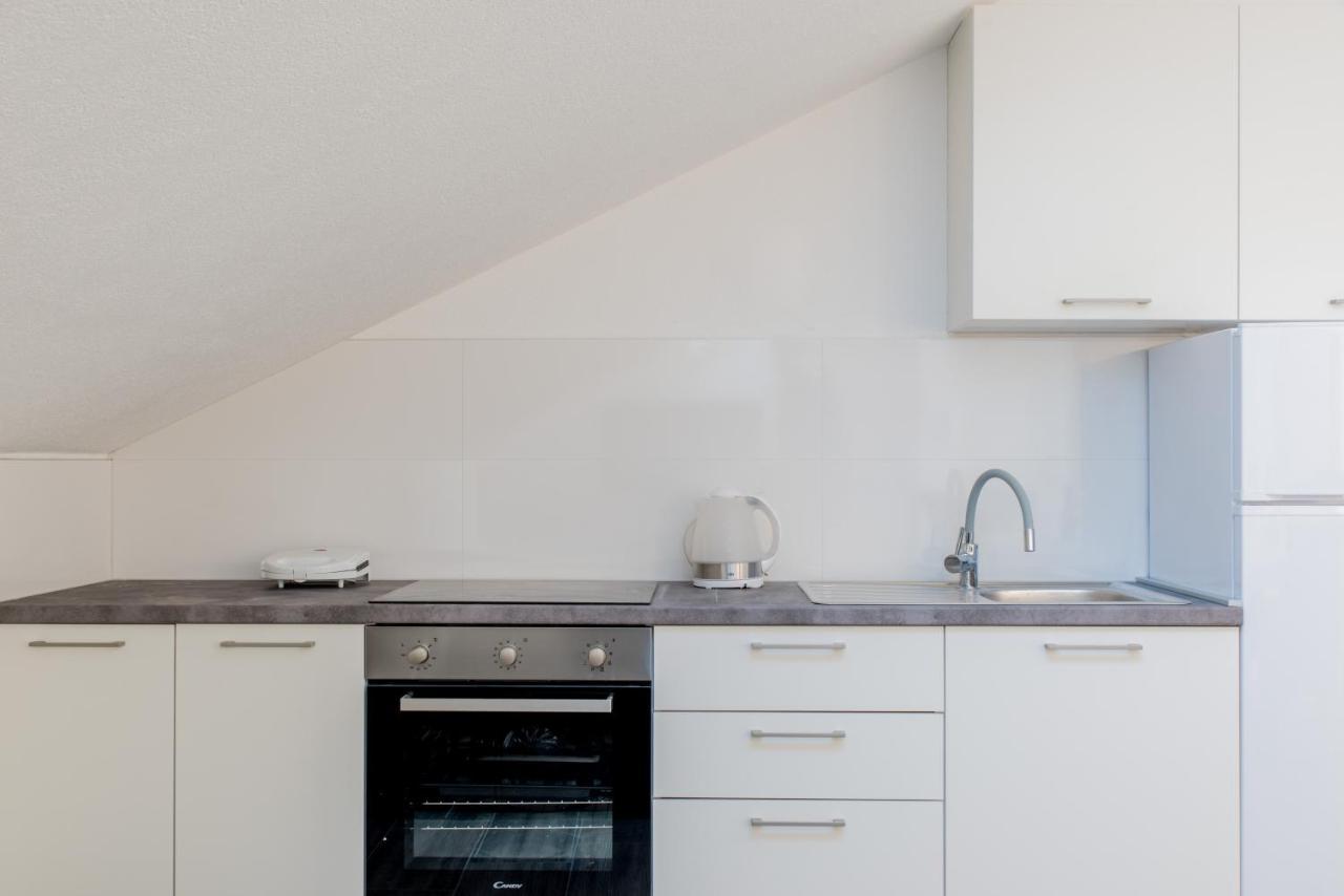 Apartments Zilic Kaštel Stari Esterno foto