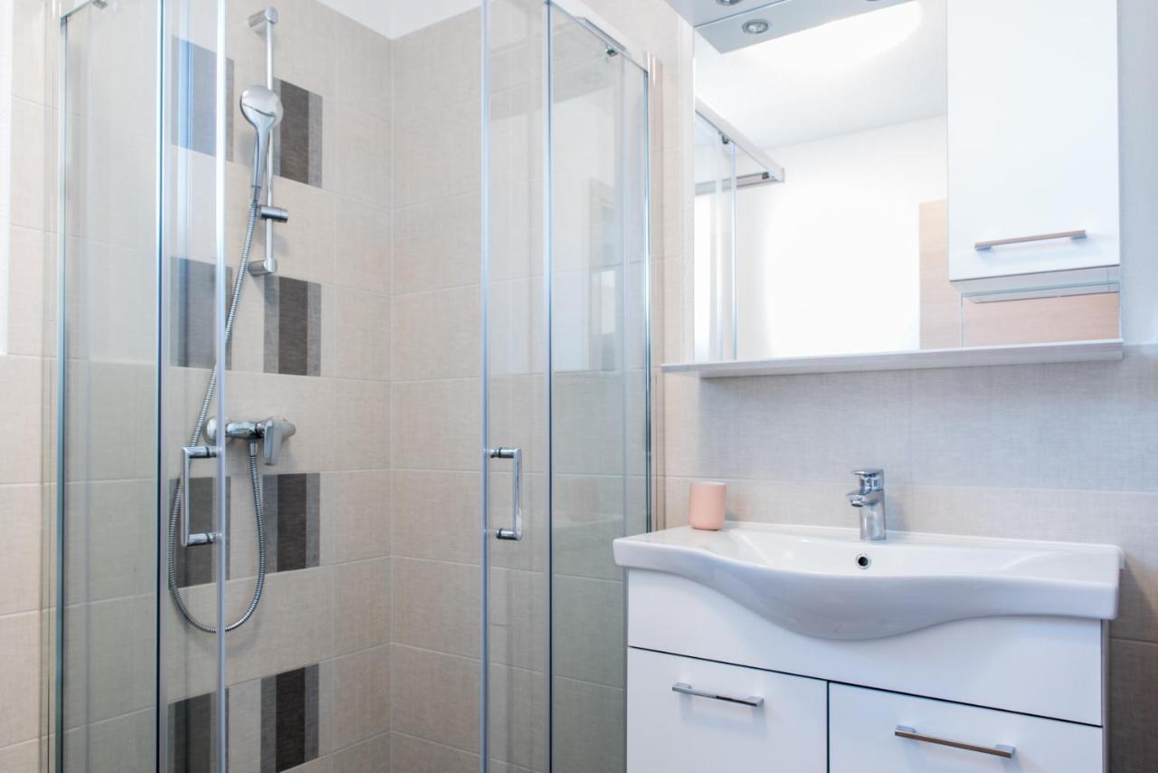 Apartments Zilic Kaštel Stari Esterno foto