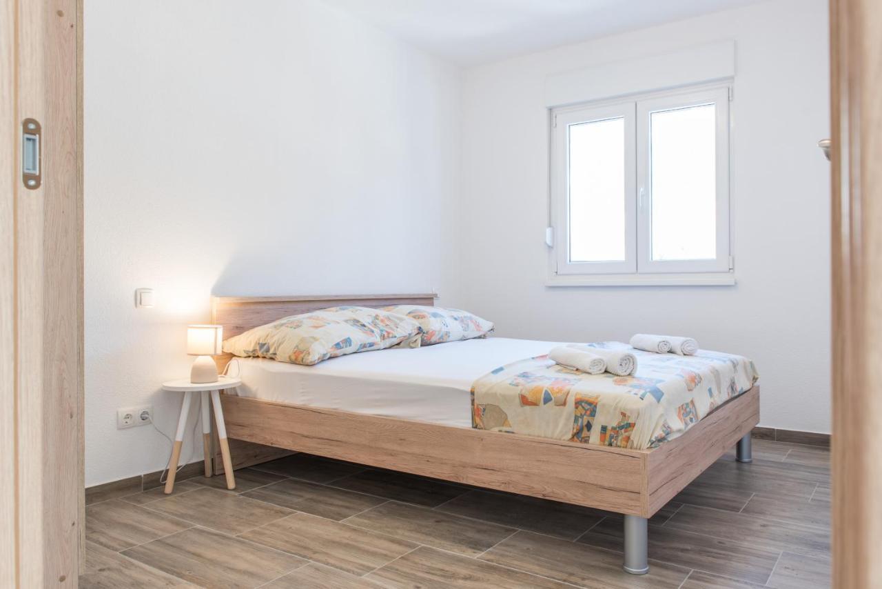 Apartments Zilic Kaštel Stari Esterno foto