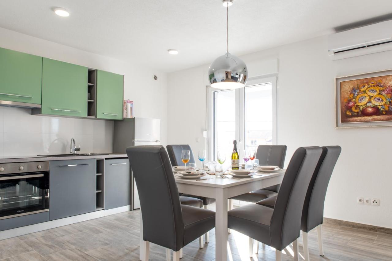 Apartments Zilic Kaštel Stari Esterno foto