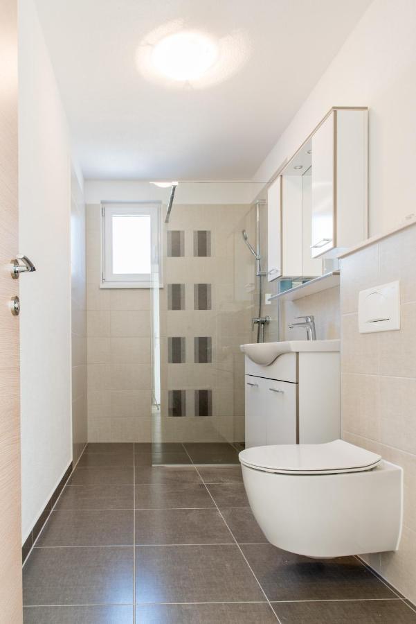 Apartments Zilic Kaštel Stari Esterno foto